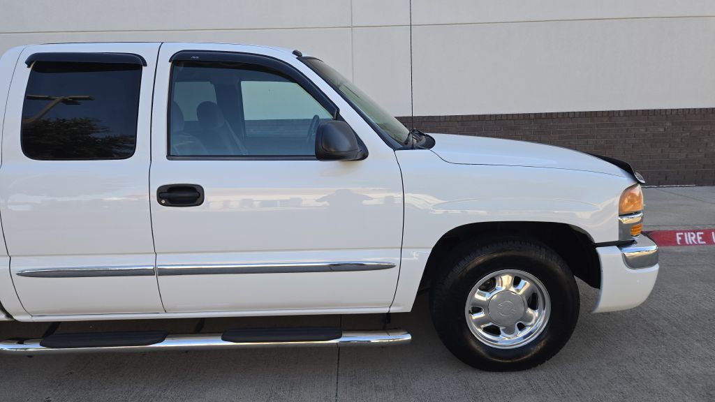 2003 GMC Sierra Image 12