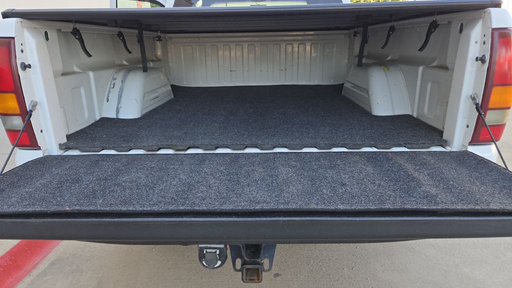 2003 GMC Sierra Image 26