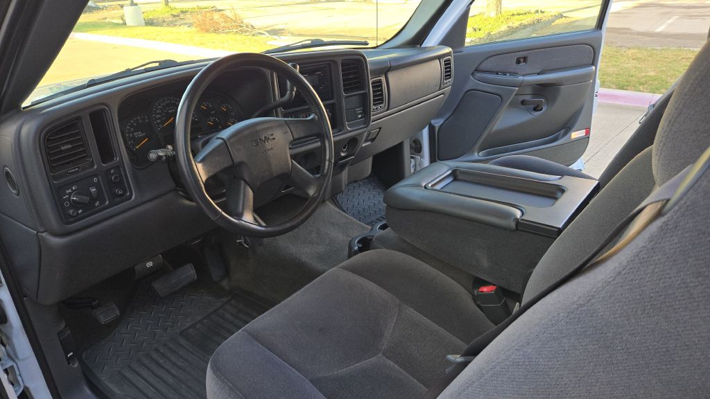 2003 GMC Sierra Image 34