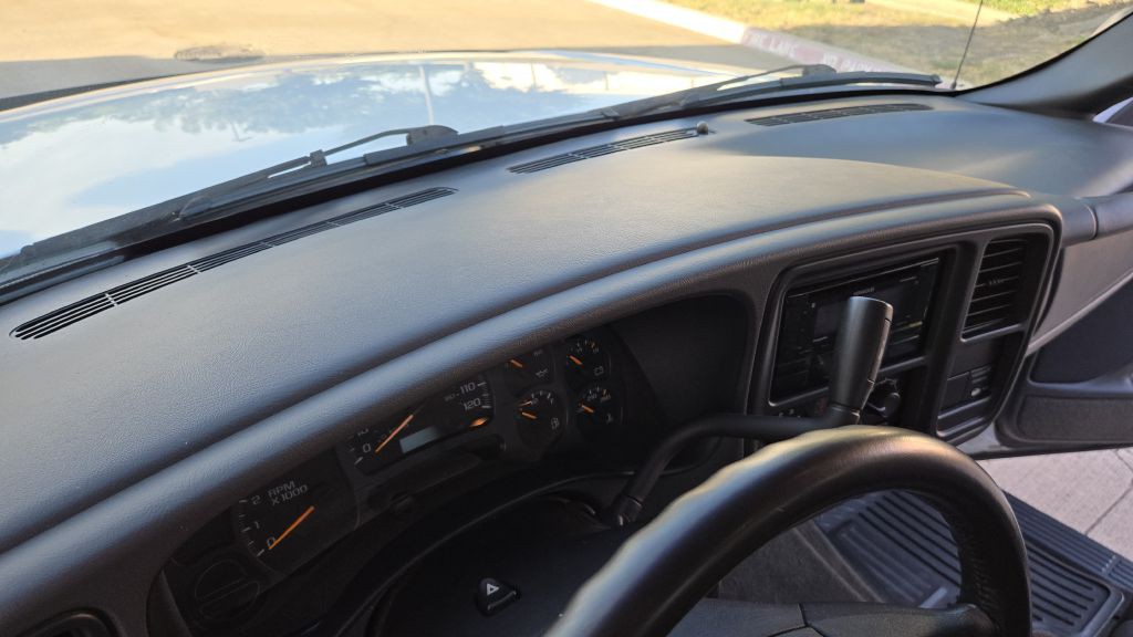 2003 GMC Sierra Image 35