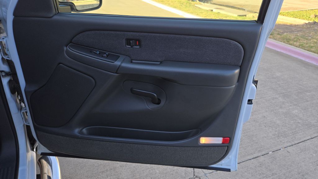 2003 GMC Sierra Image 51
