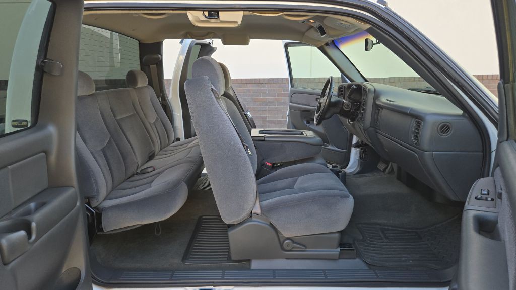2003 GMC Sierra Image 52