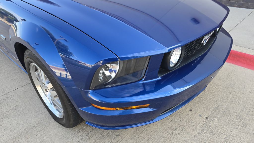 2006 Ford Mustang Image 11