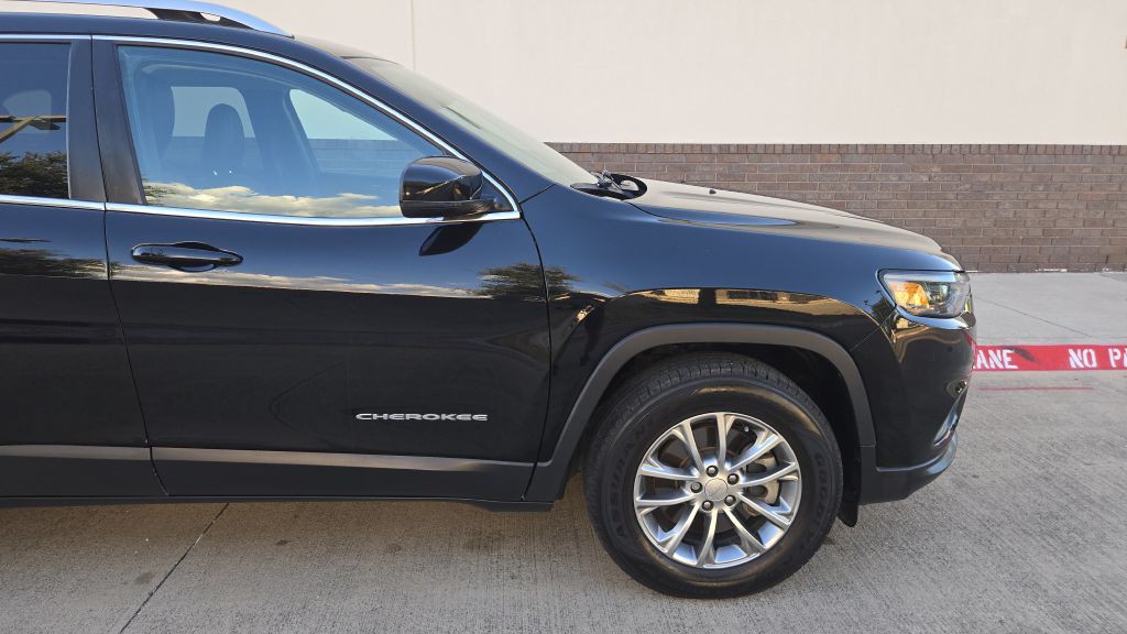 2021 Jeep Cherokee Image 9