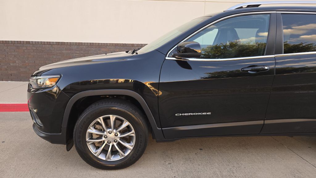 2021 Jeep Cherokee Image 15