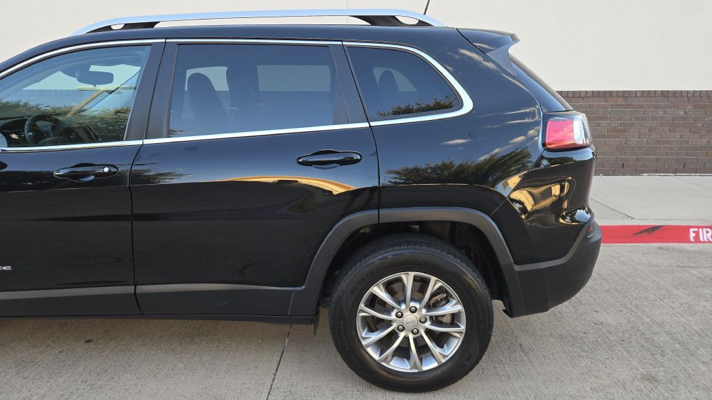 2021 Jeep Cherokee Image 17
