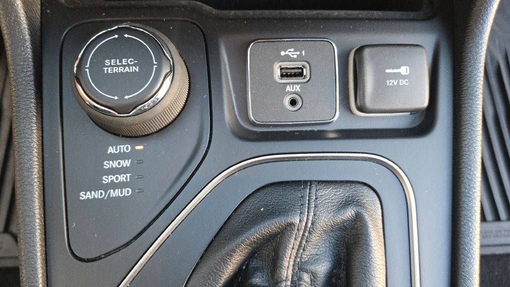 2021 Jeep Cherokee Image 36