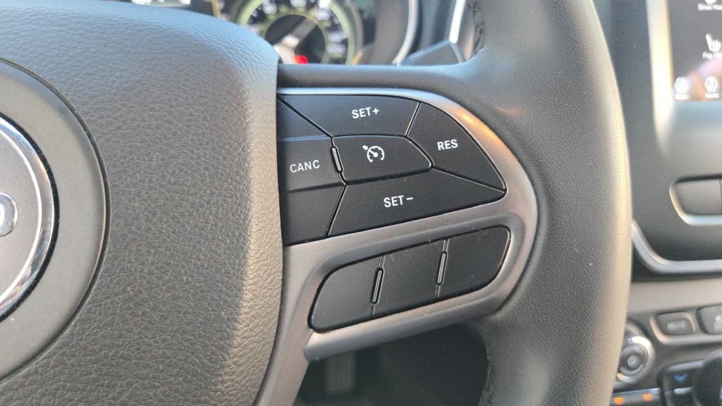 2021 Jeep Cherokee Image 40