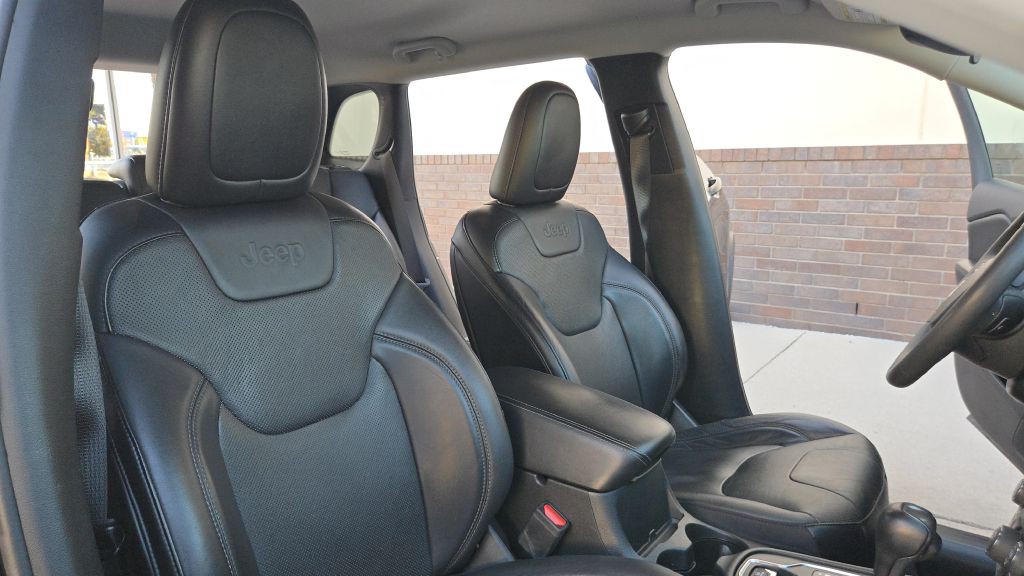 2021 Jeep Cherokee Image 57