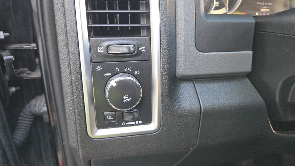2016 RAM 1500 Image 40