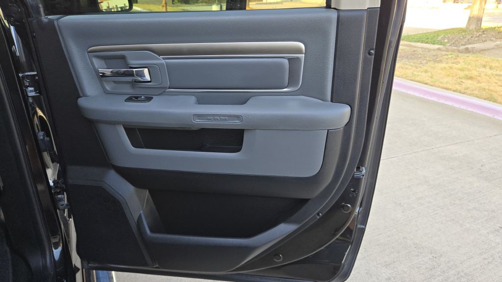 2016 RAM 1500 Image 71