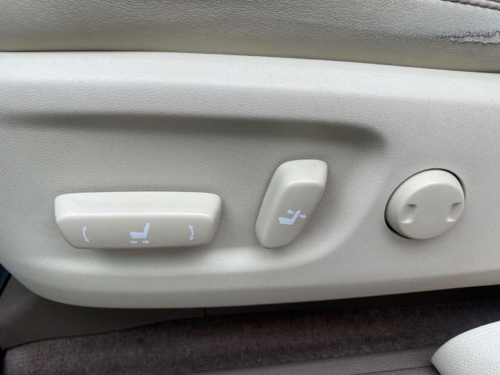 2014 Lexus GX 460 Image 22