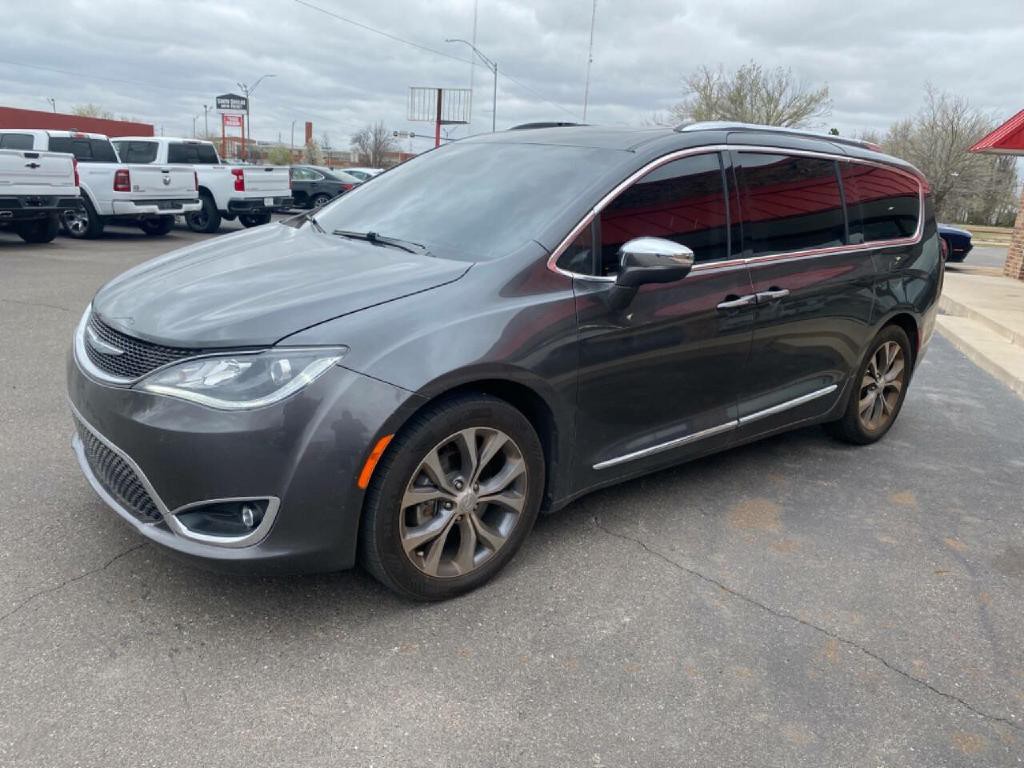 2018 Chrysler Pacifica Image 4