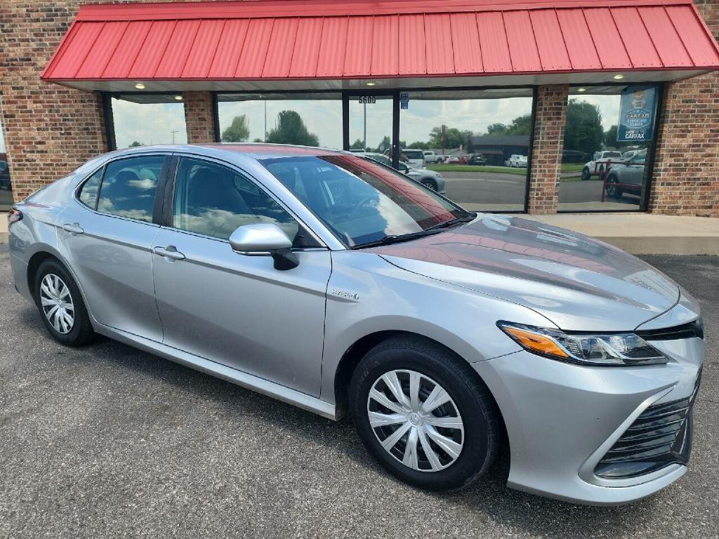 2021 Toyota Camry Image 1