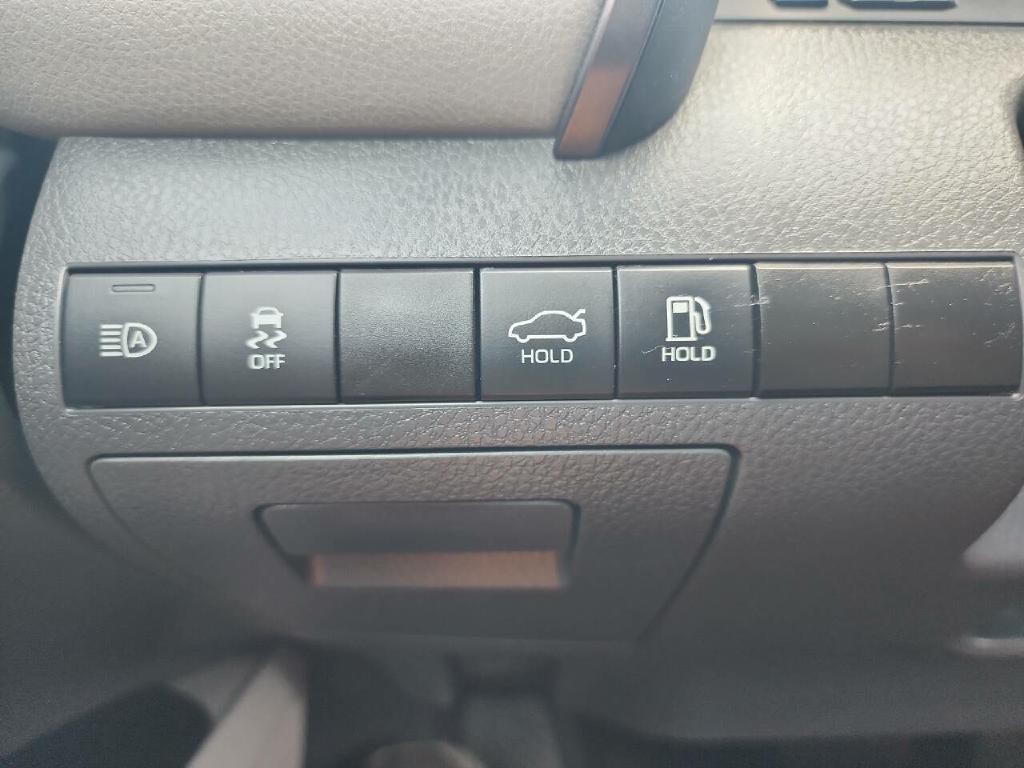 2021 Toyota Camry Image 15