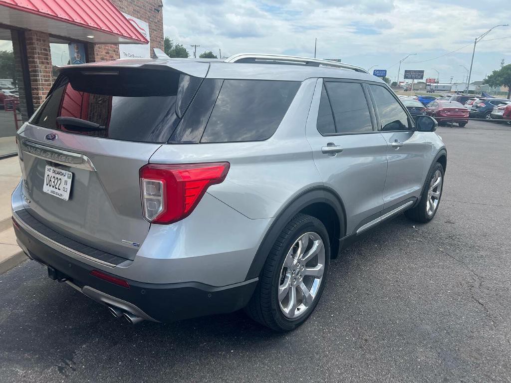2020 Ford Explorer Image 3