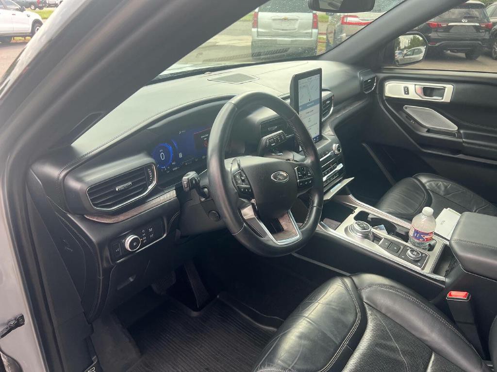 2020 Ford Explorer Image 9