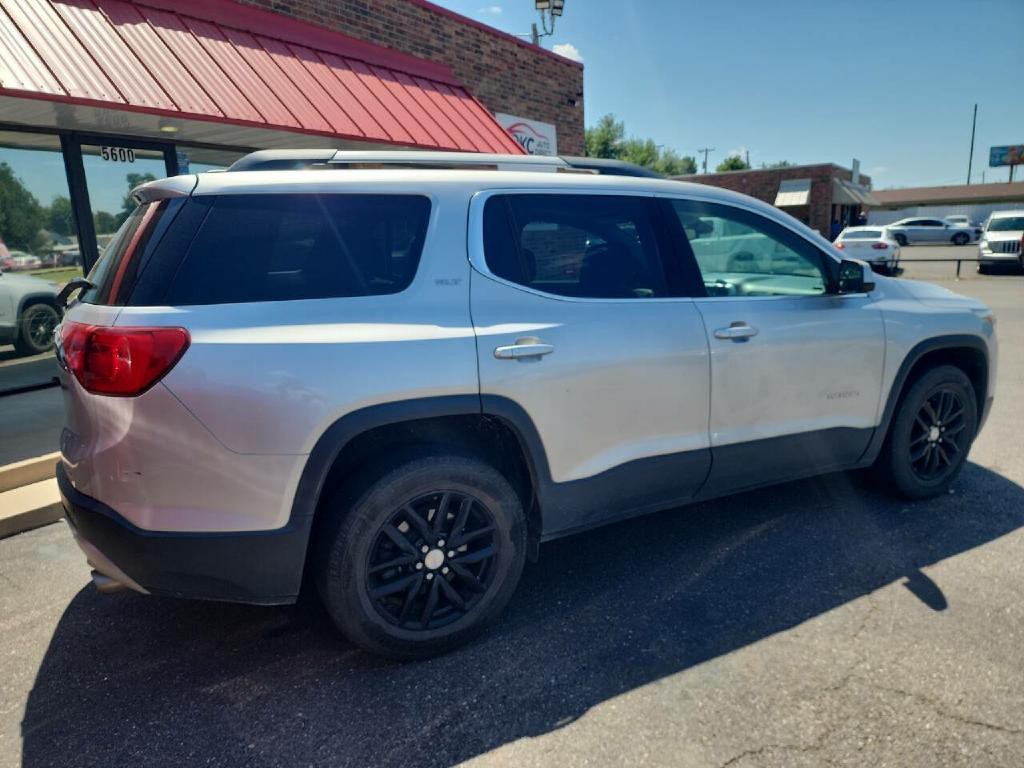2019 GMC Acadia Image 3