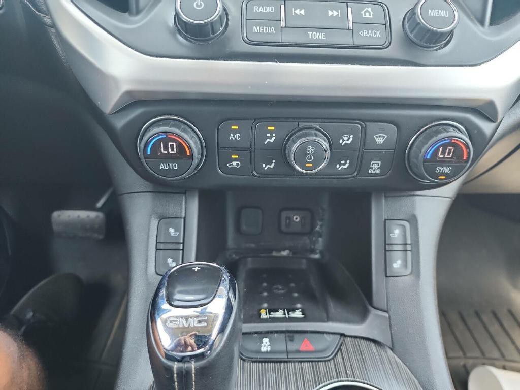 2019 GMC Acadia Image 12