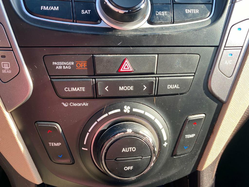 2015 Hyundai Santa Fe Sport Image 20