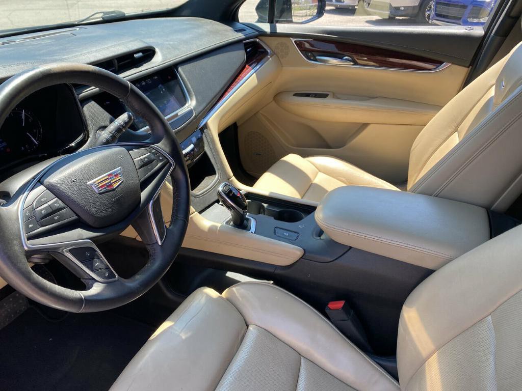 2017 Cadillac XT5 Image 9