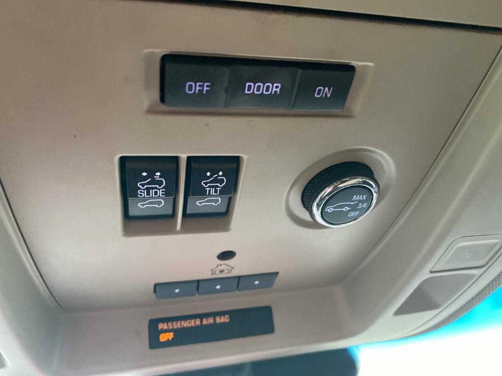 2016 Chevrolet Tahoe Image 22