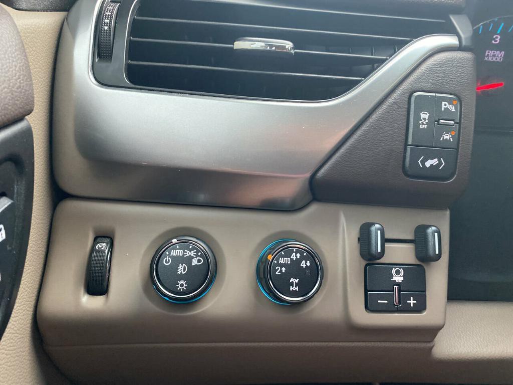 2016 Chevrolet Tahoe Image 25