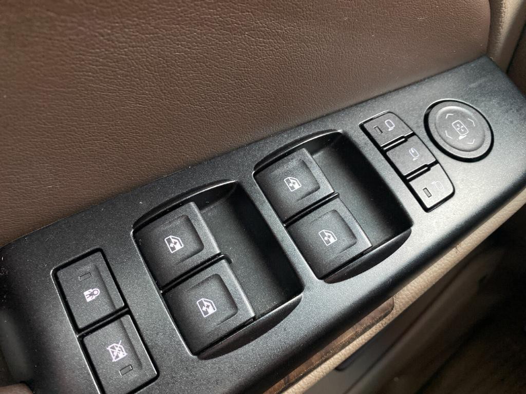 2016 Chevrolet Tahoe Image 26