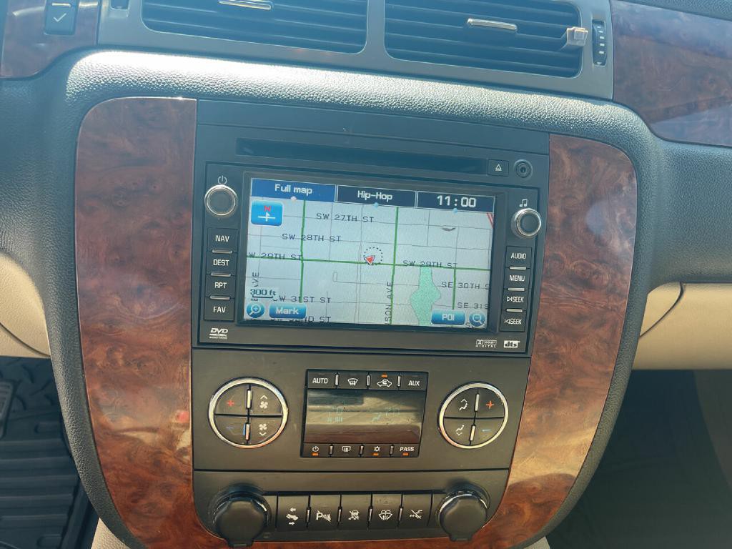 2008 Chevrolet Suburban Image 9