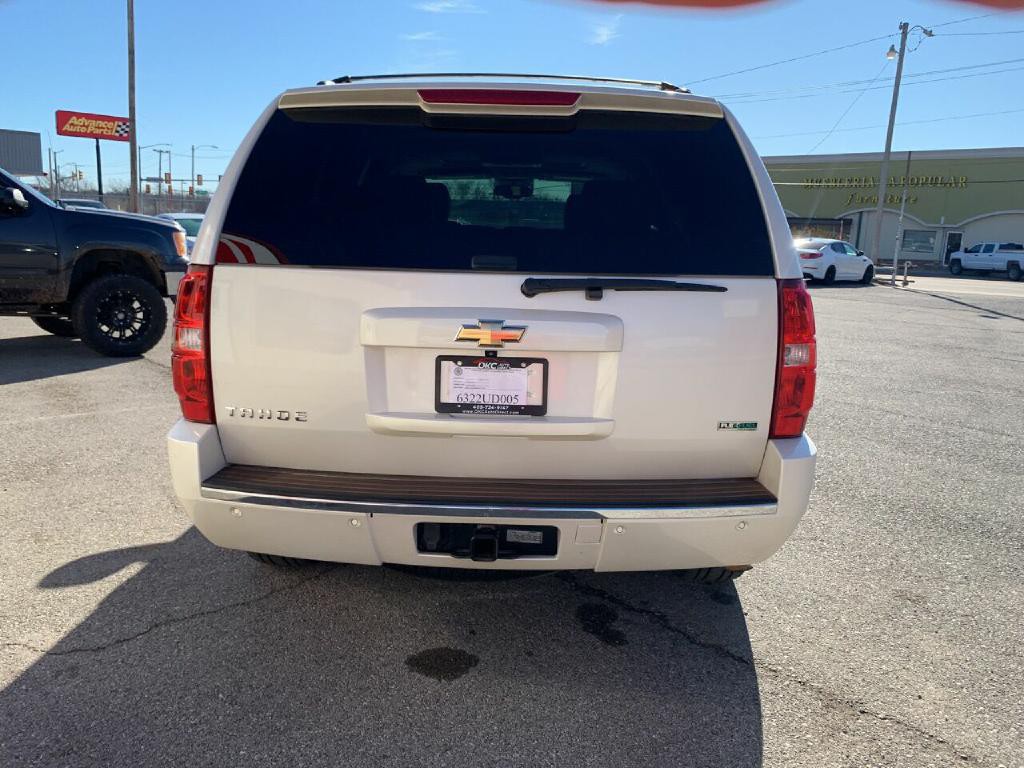 2010 Chevrolet Tahoe Image 4