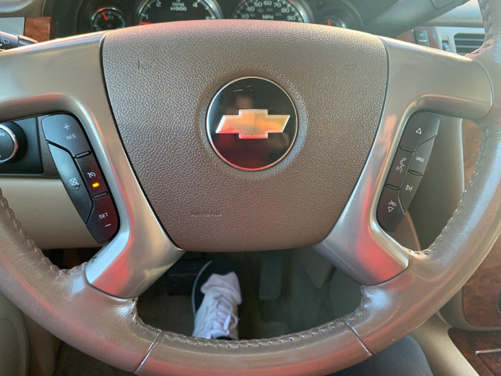 2010 Chevrolet Tahoe Image 12