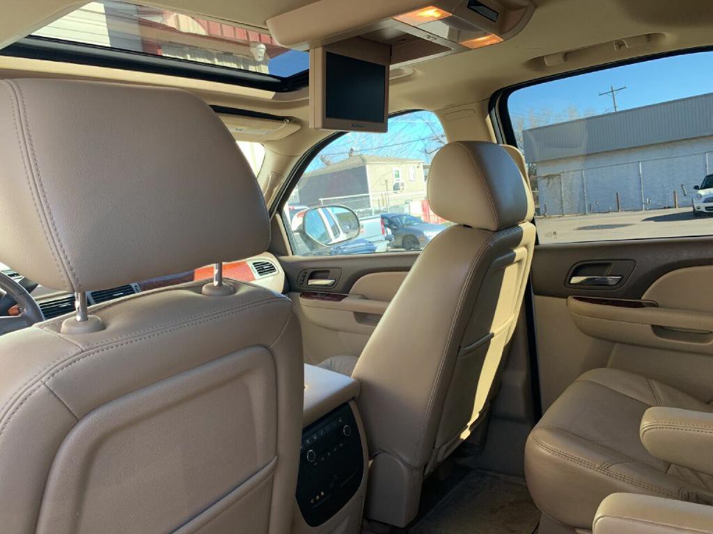2010 Chevrolet Tahoe Image 23