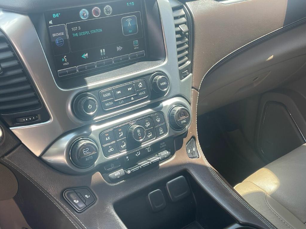 2015 Chevrolet Suburban Image 17