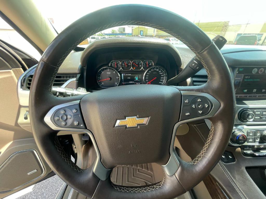 2015 Chevrolet Suburban Image 21