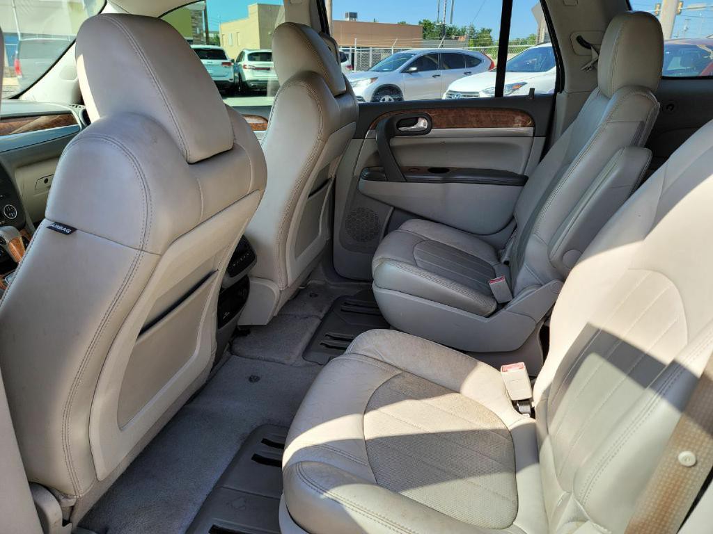 2012 Buick Enclave Image 8