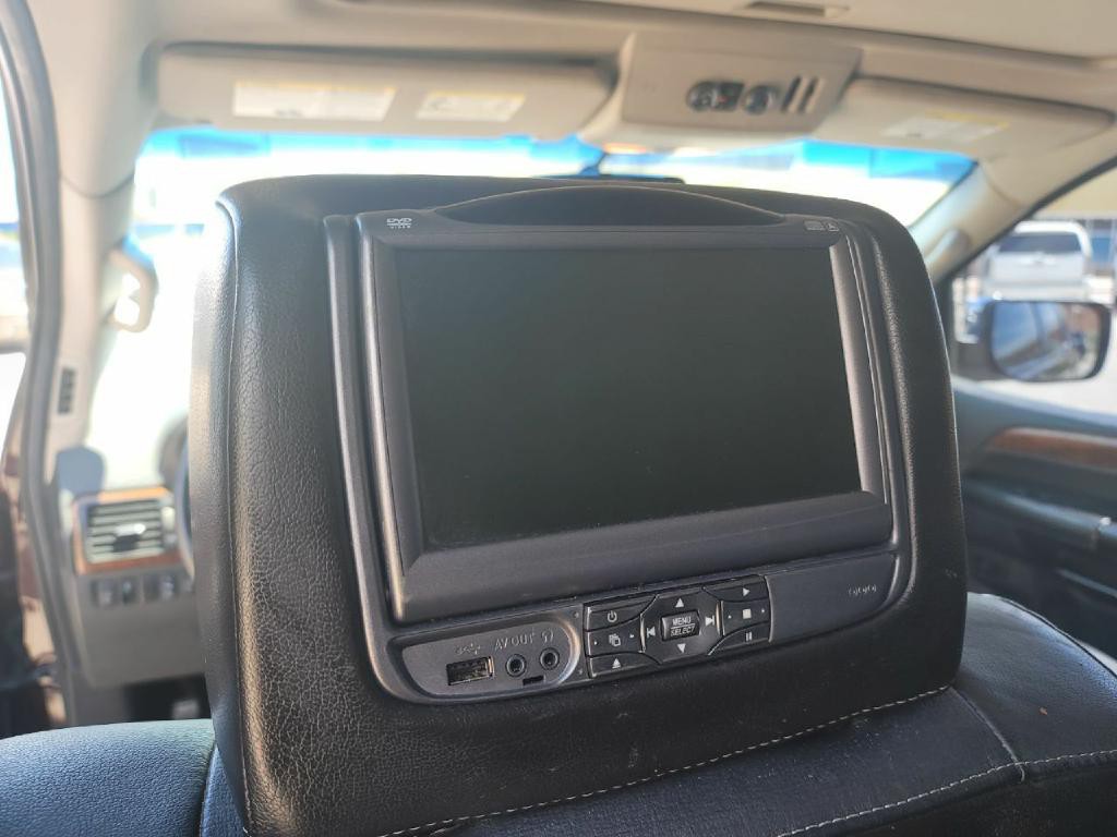 2014 Nissan Armada Image 13