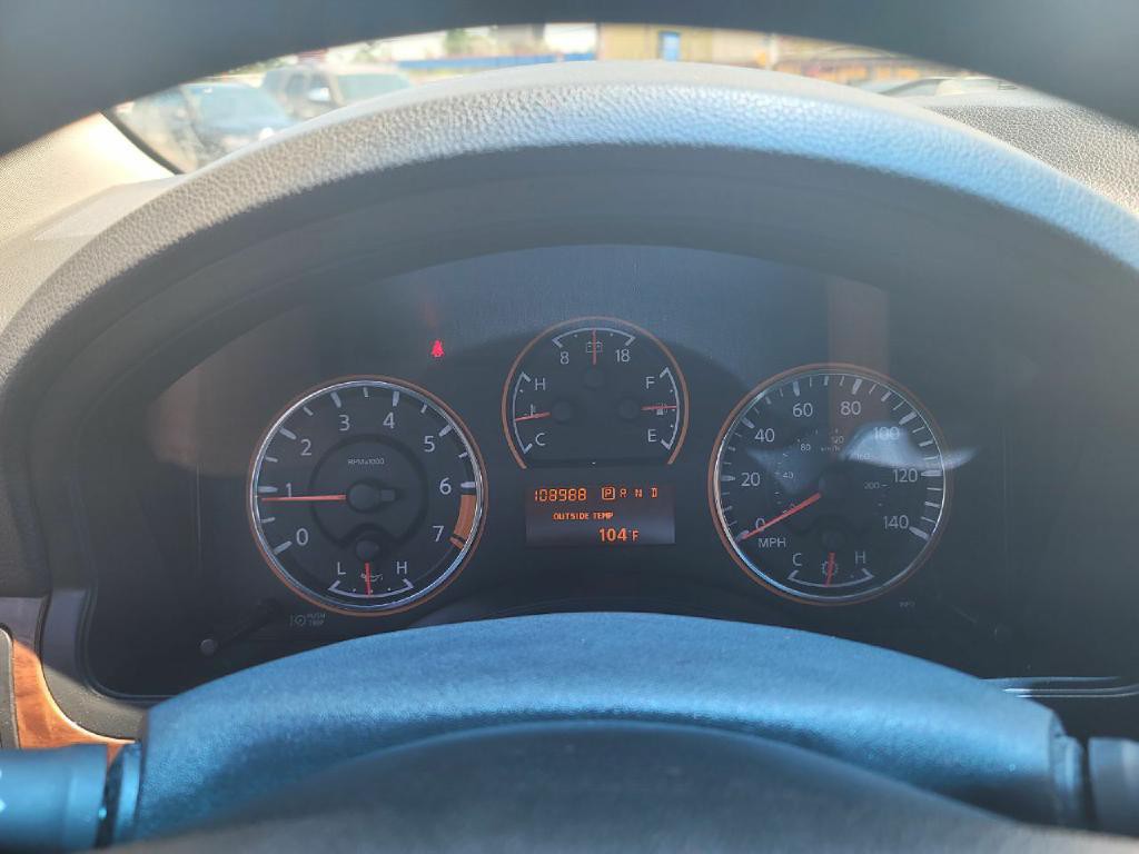 2014 Nissan Armada Image 16