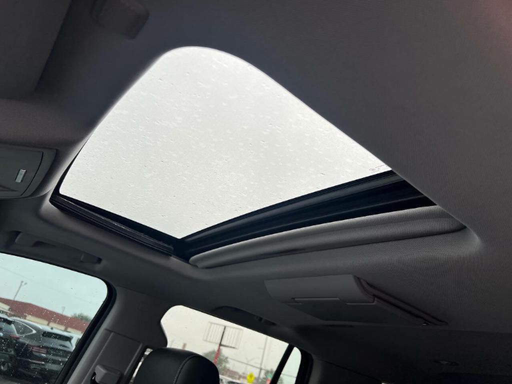 2016 Chevrolet Tahoe Image 20