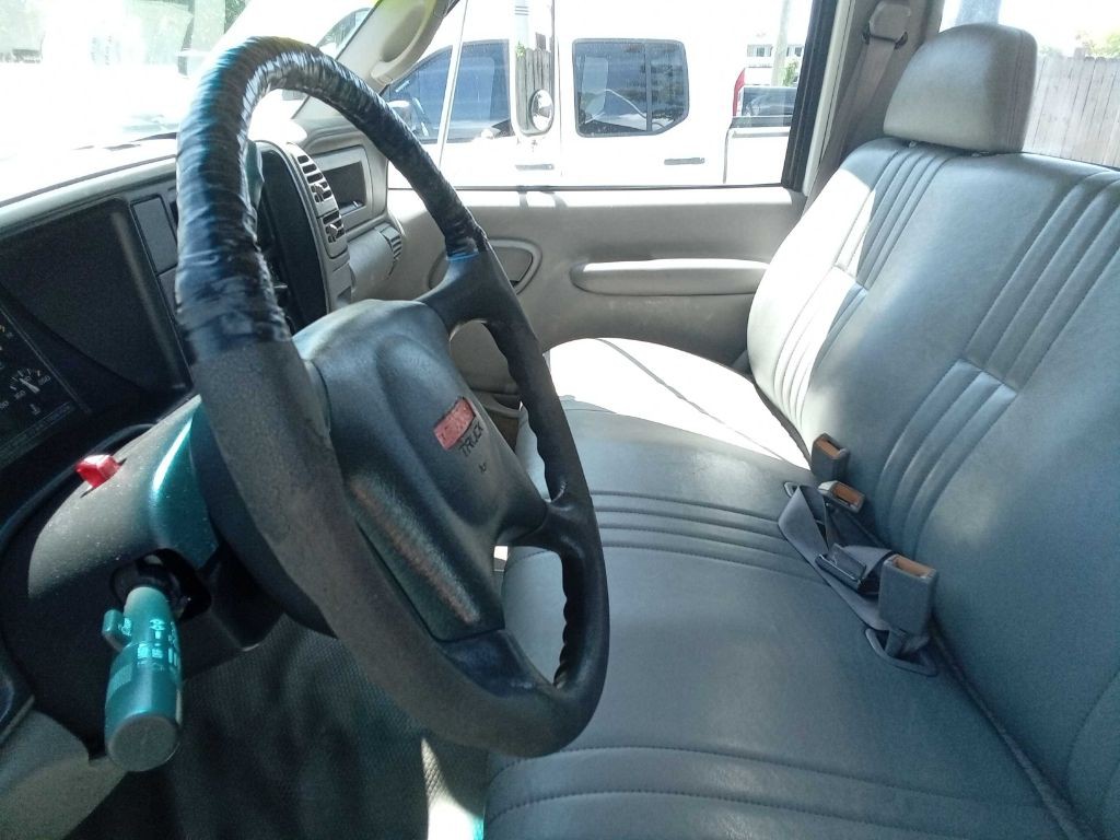 2000 GMC Sierra Image 15