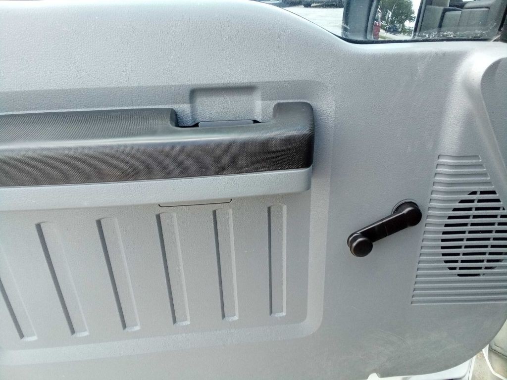 2013 Ford F-250 Image 21