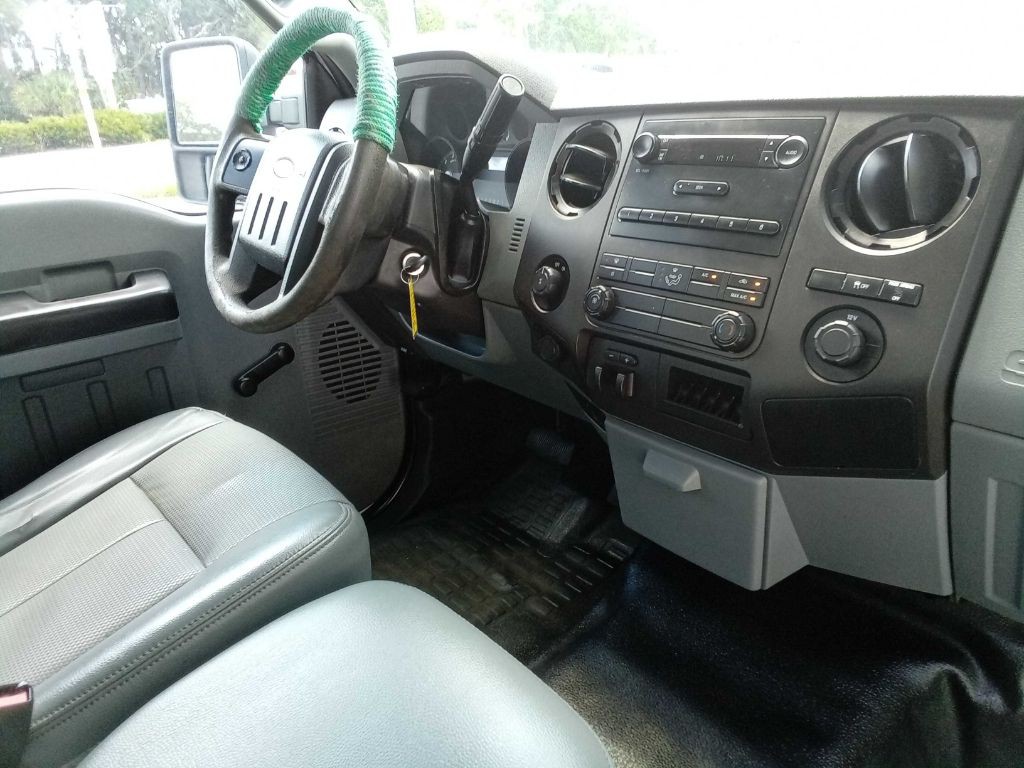 2013 Ford F-250 Image 25
