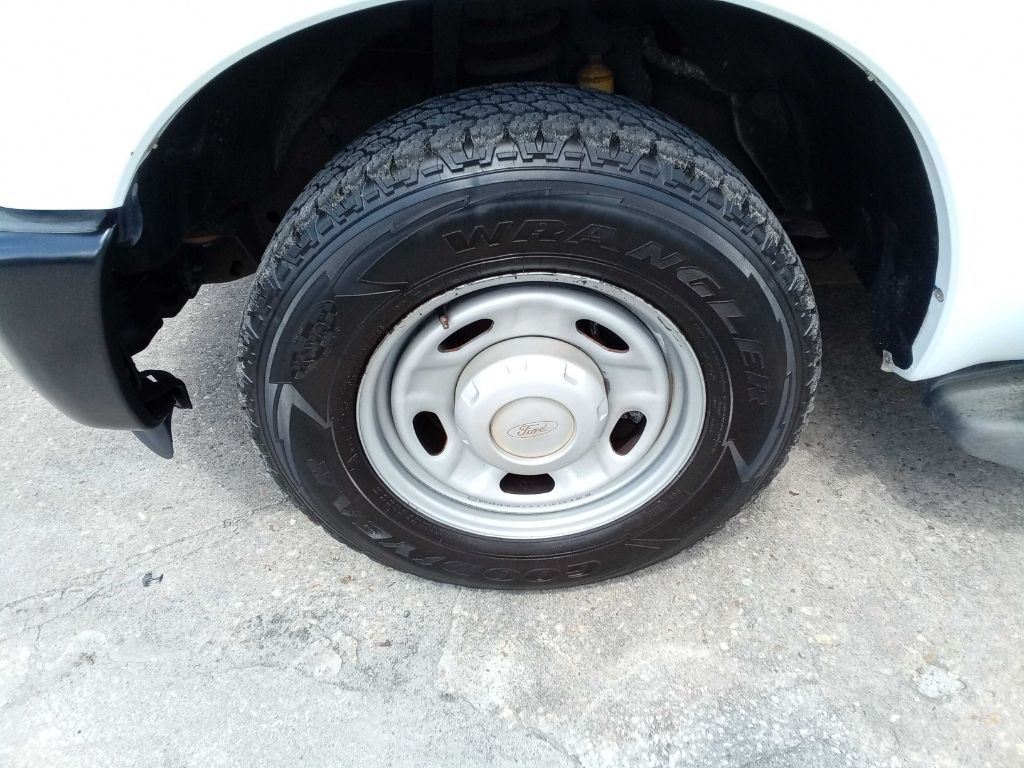2013 Ford F-250 Image 26