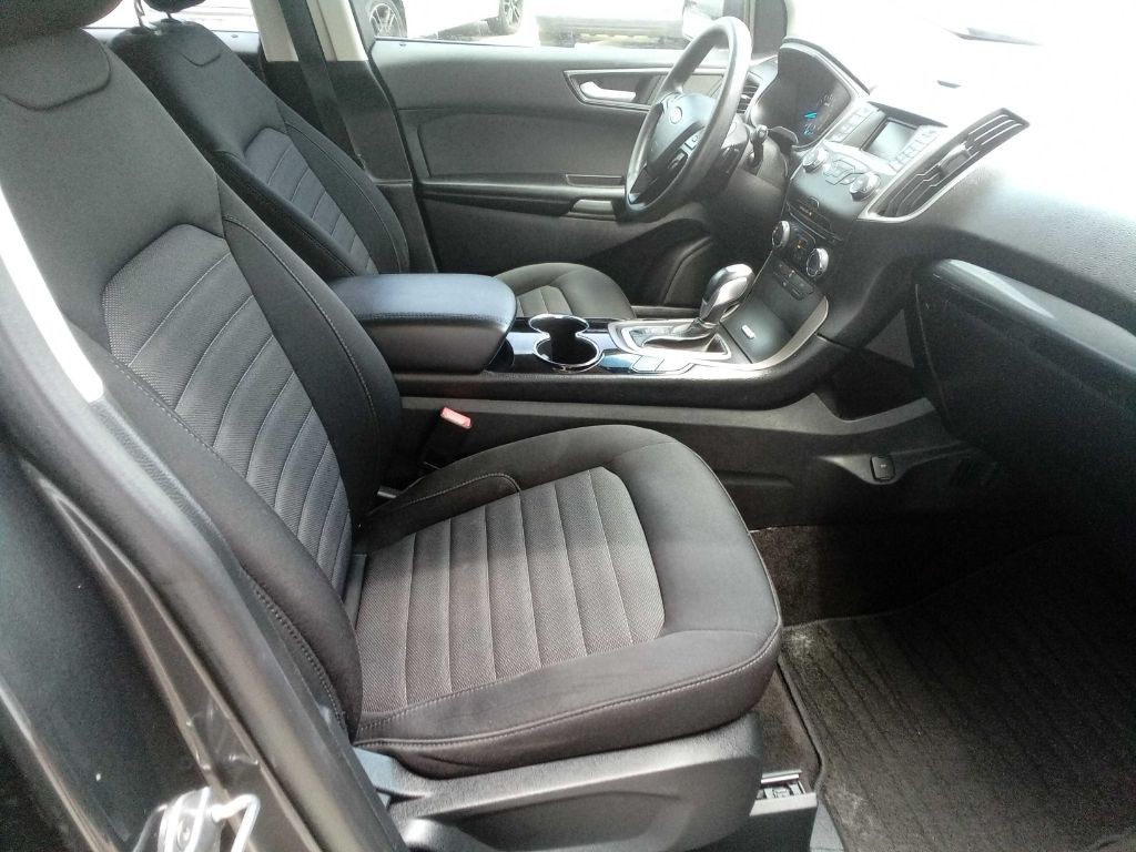 2018 Ford Edge Image 20