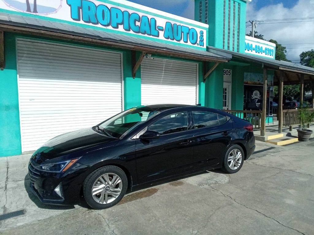 2019 Hyundai Elantra Image 2