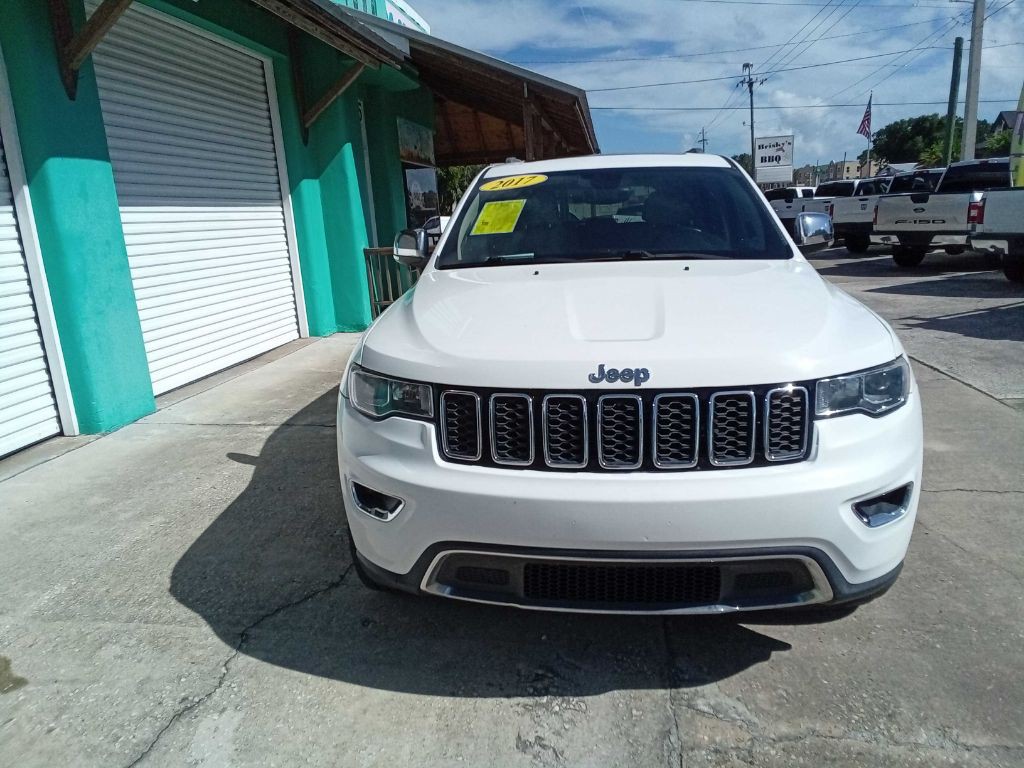 2017 Jeep Grand Cherokee Image 13