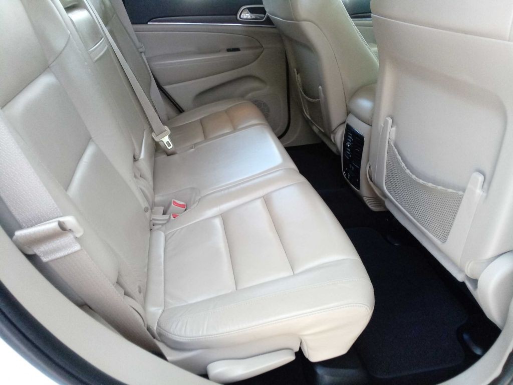 2017 Jeep Grand Cherokee Image 27