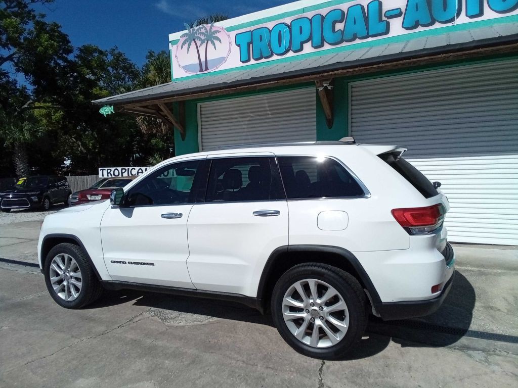 2017 Jeep Grand Cherokee Image 8