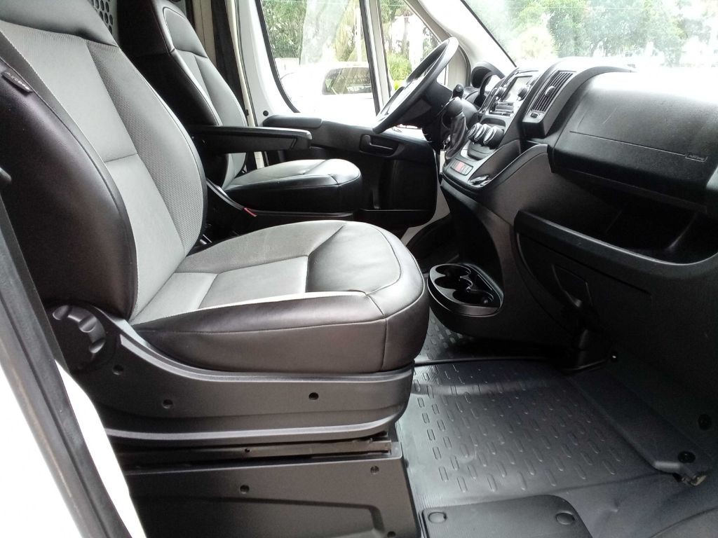 2017 RAM Promaster Image 23