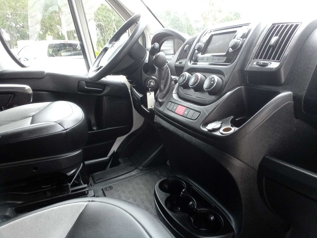 2017 RAM Promaster Image 24