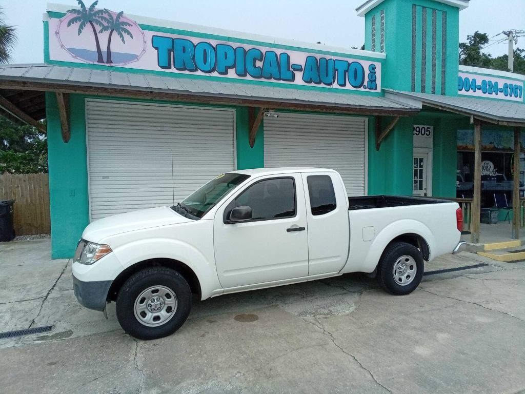 2016 Nissan Frontier Image 3